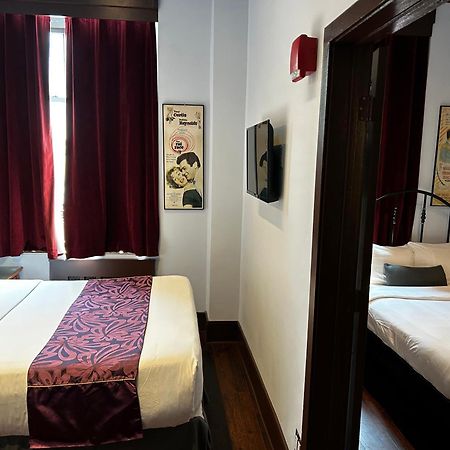 Chelsea Pines Inn Нью-Йорк Экстерьер фото
