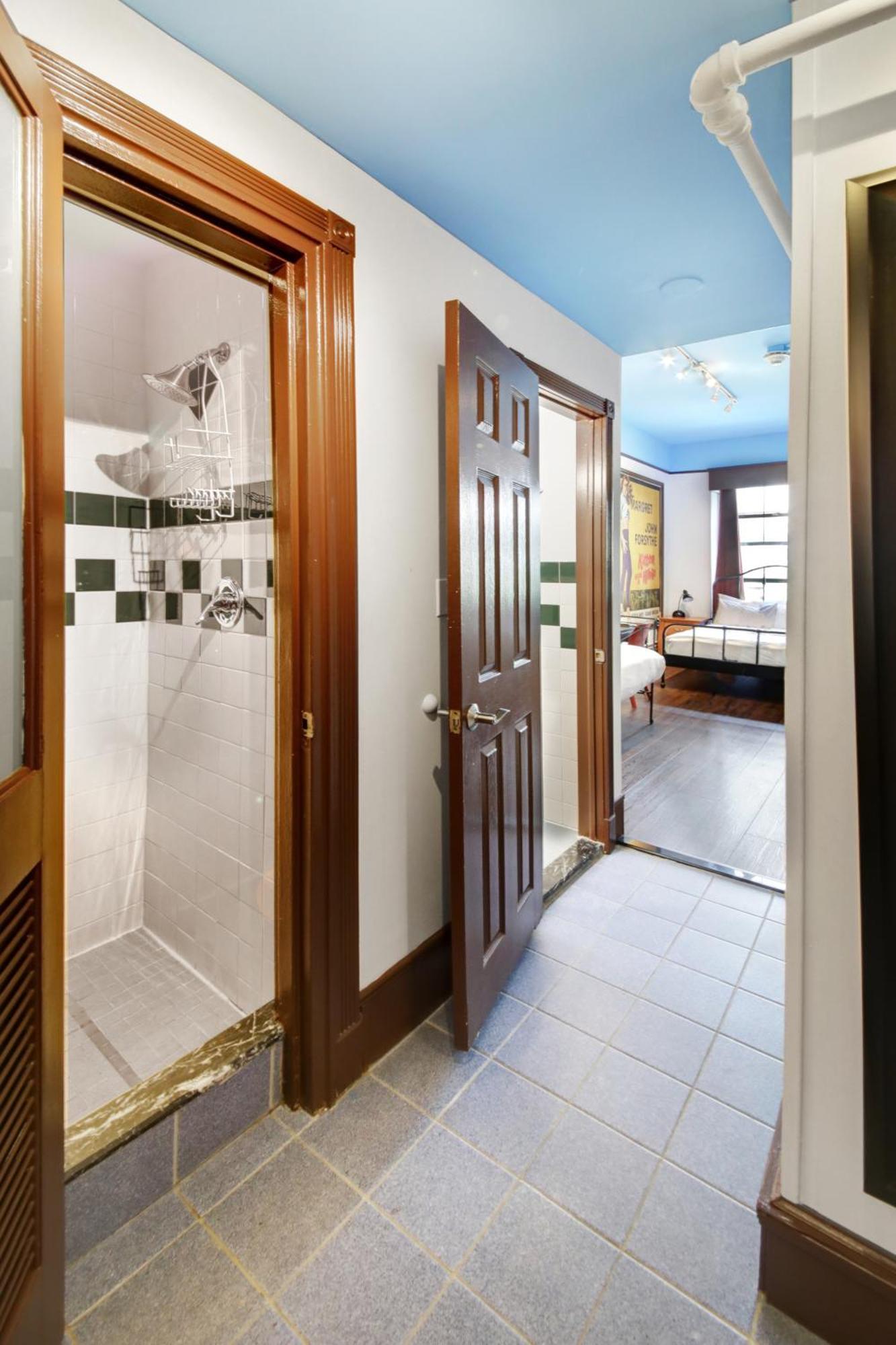Chelsea Pines Inn Нью-Йорк Экстерьер фото